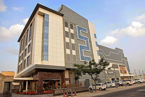 Hotel Crystal Park
