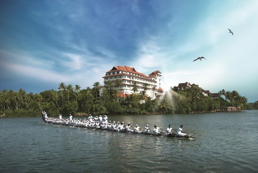 Kollam_Raviz_ashtamudi_1