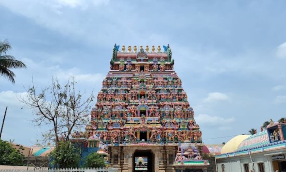 Kumbakonam_Kanjanur_sukran_temple_1