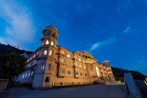 Kumbhalgarh Fort Resort-Pure Veg