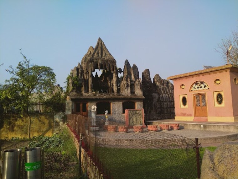 Kushinagar_Ashta_dhatu_3