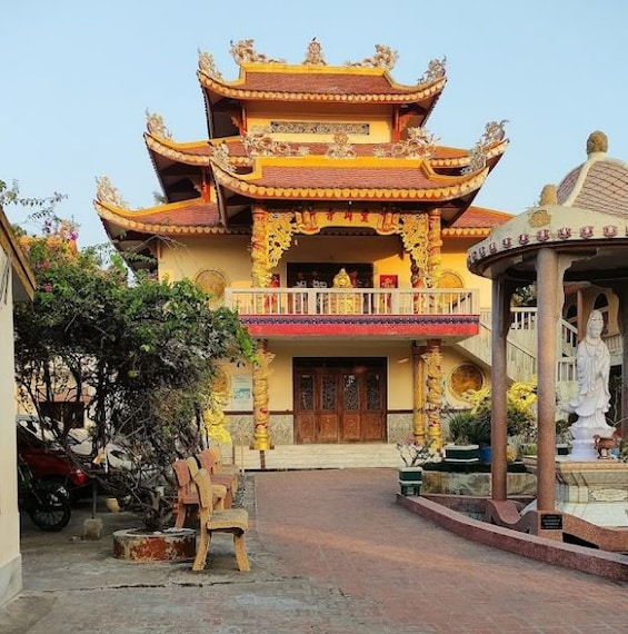 Kushinagar_Chinese_temple_2