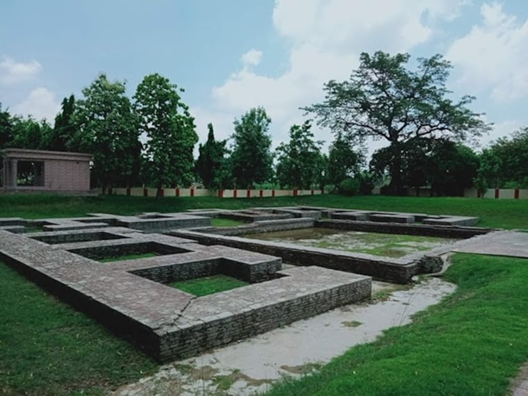 Kushinagar_Matha_kuar_shrine_1