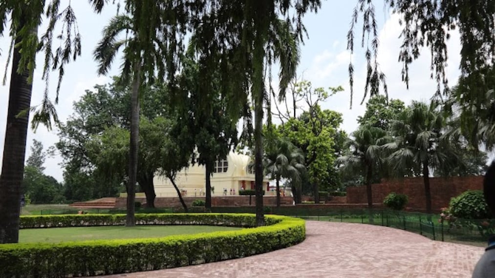 Kushinagar_Nirvana_stupa_3