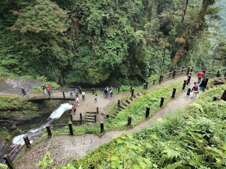 Lava_Changey_falls_2