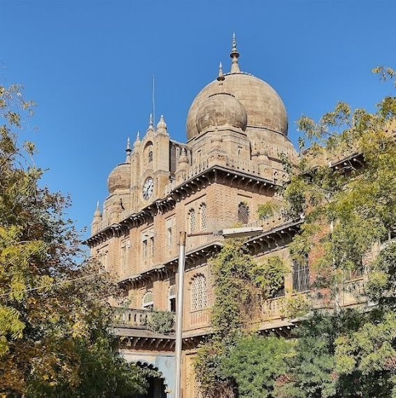 Mehsana_Rajmahal_palace_1