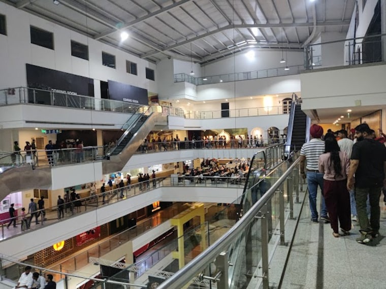 Mohali_Bestech_square_mall_3