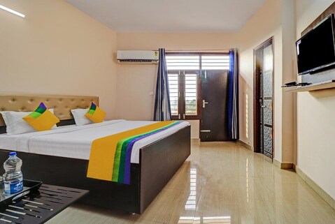 Treebo Trip Divine Inn