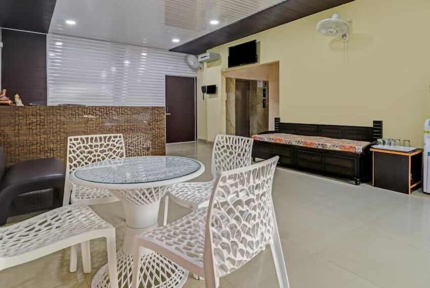 Mohali_Treebo_trip_divine_inn_2