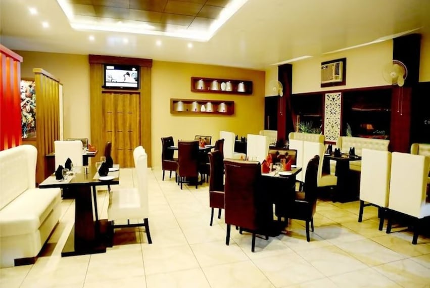 Muzaffarnagar_Hotel_galaxy_tower_3