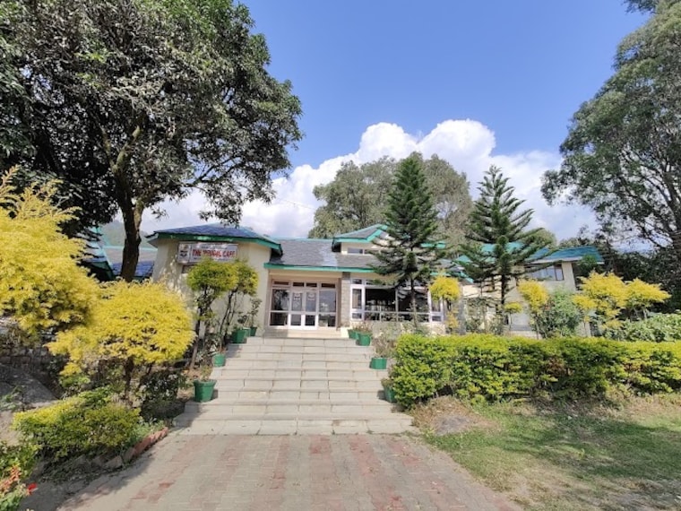 Palampur_Neugal_cafe_2