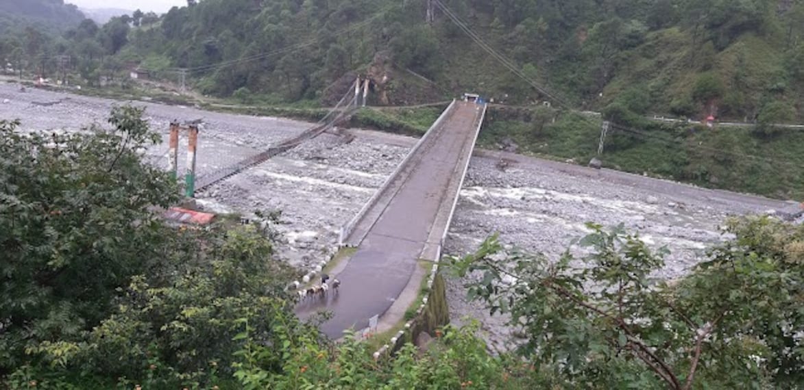 Palampur_Nevgal_khad_2