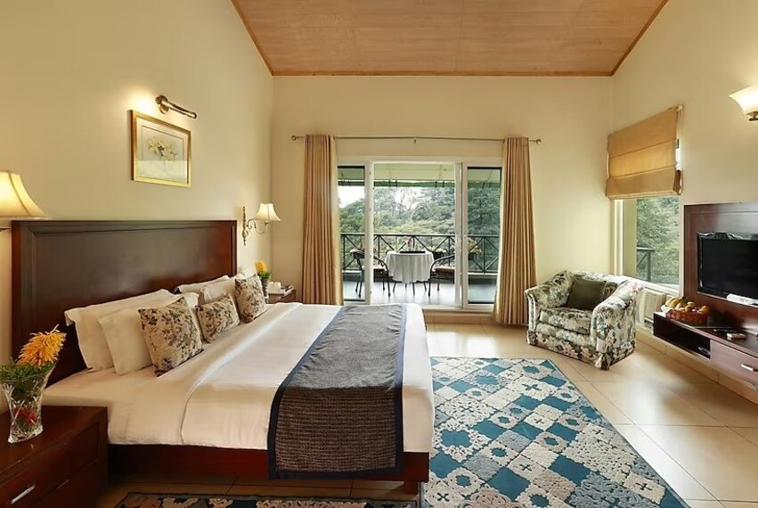 Palampur_Norwood_green_1