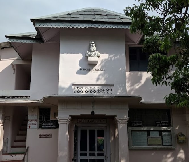 Palampur_Sobha_singh_art_gallery_2