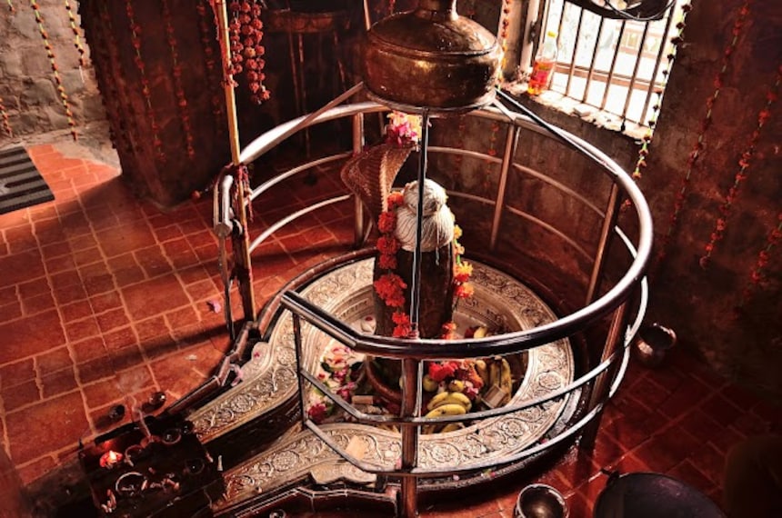 Pathankot_Mukteshwar_temple_3