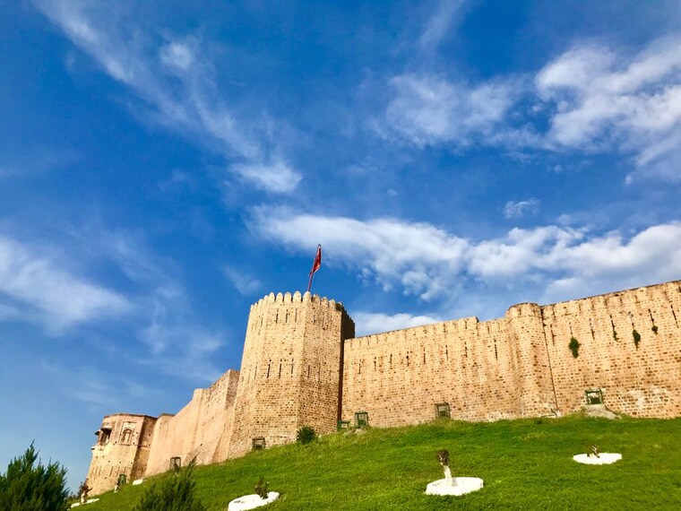 Patnitop_Bahu_fort_and_temple_2