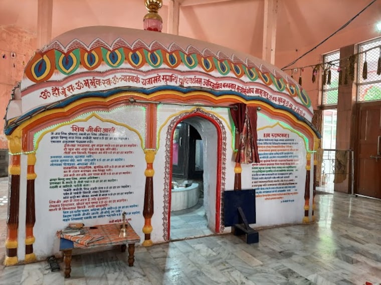 Patnitop_Buddha_amarnath_temple_2