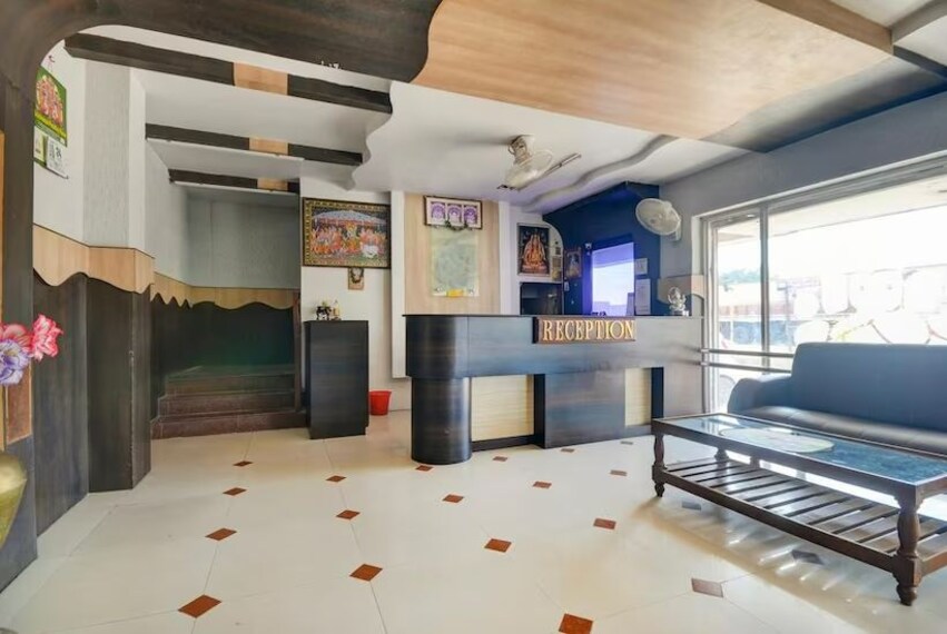 Pollachi_Sri_krishnan_residency_1