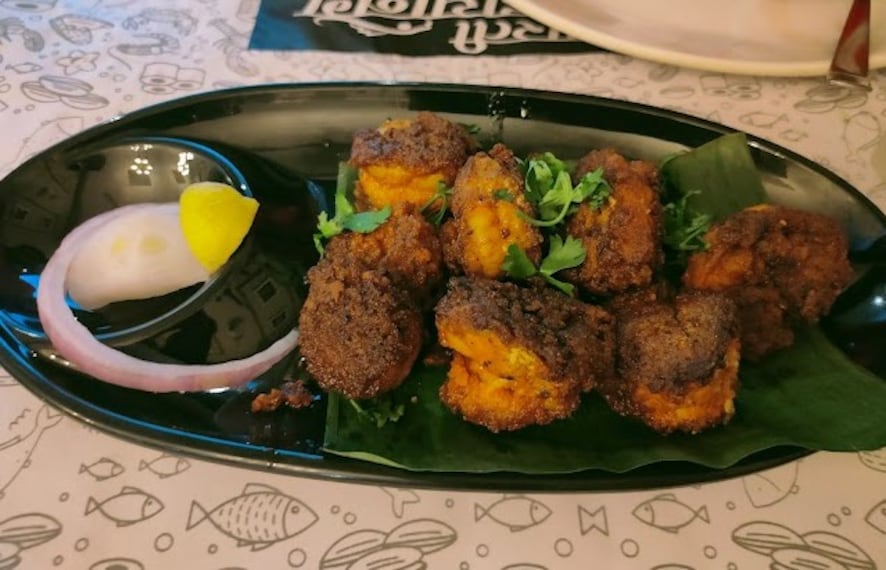 Ratnagiri_Aarti_dining_2