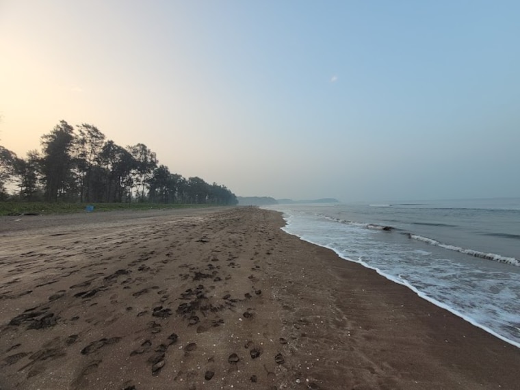 Ratnagiri_Bhatye_beach_1