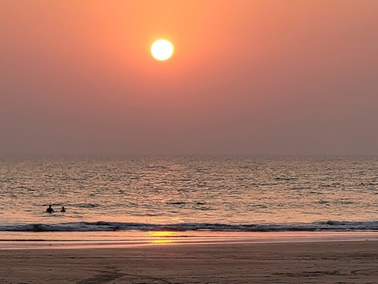 Ratnagiri_Ganpatipule_beach_3