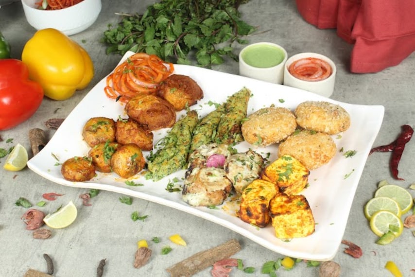 Rewari_Dawat_restaurant_&_party_hall_2