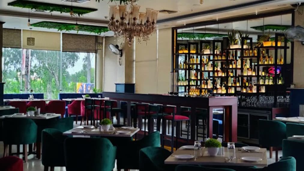 Roorkee_Cabanas_restaurant_1