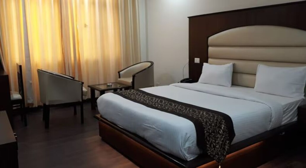 Roorkee_Hotel_castel_view_2