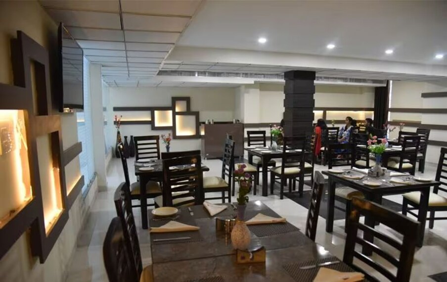 Roorkee_Hotel_castel_view_3