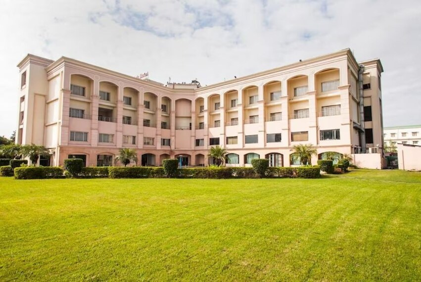 Rudrapur_Ark_hotel_1