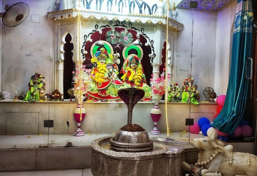 Shahjahanpur_Phoolmati_temple_1