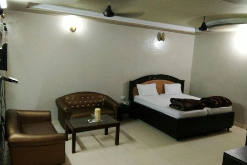 Shahjahanpur_Satyam_hotel_3