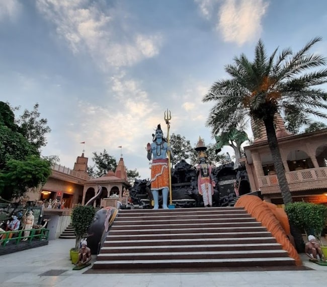 Sonipat_Baba_dham_mandir_2
