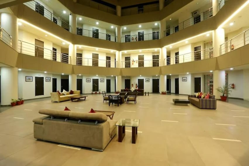 Sonipat_Fairvacanze_inns_&_suites_3