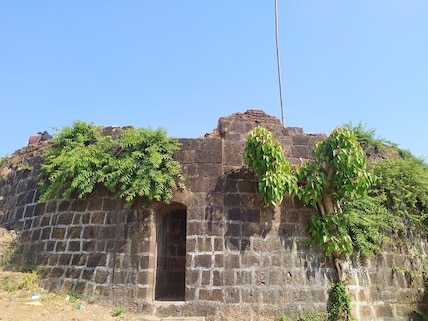 Ghodbunder Fort