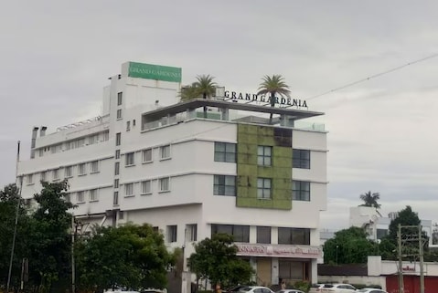 Hotel Grand Gardenia