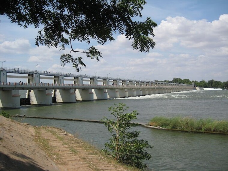 Tiruchirappalli_Mukkombu_dam_1