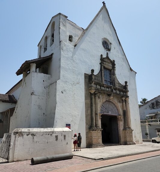 Vapi_Bom_jesus_church_1