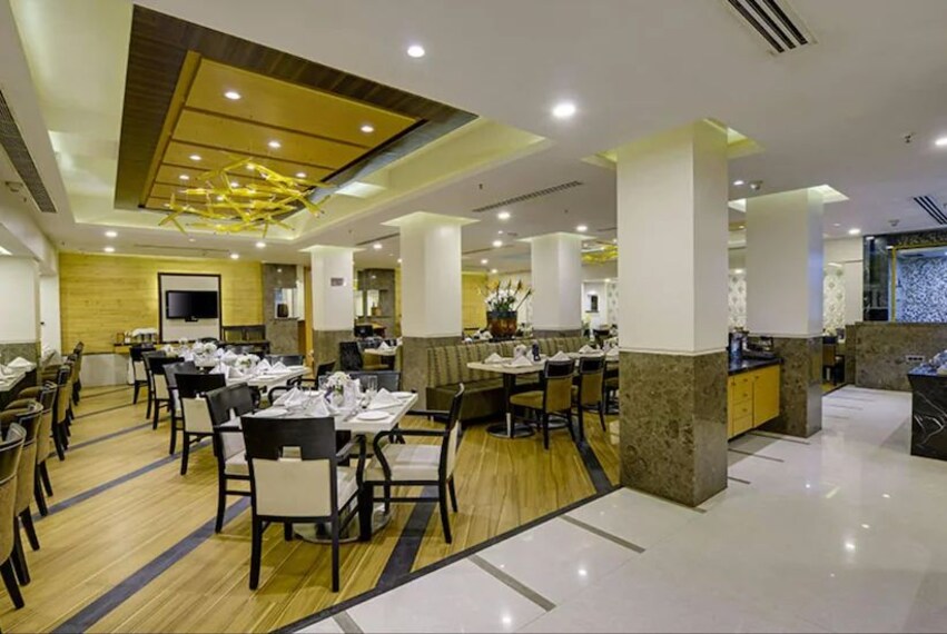 Vapi_Fortune_park_galaxy_2