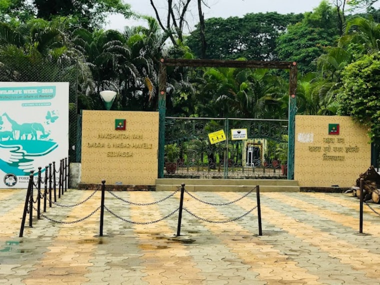 Vapi_Nakshatra_garden_3
