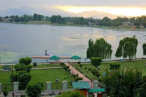 Manasbal Lake