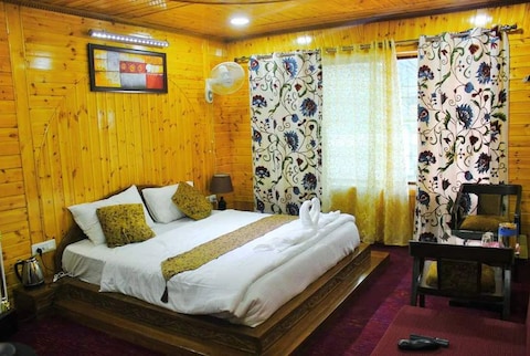 Paradise Retreat Daksum