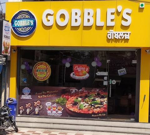 Gobbles Cafe