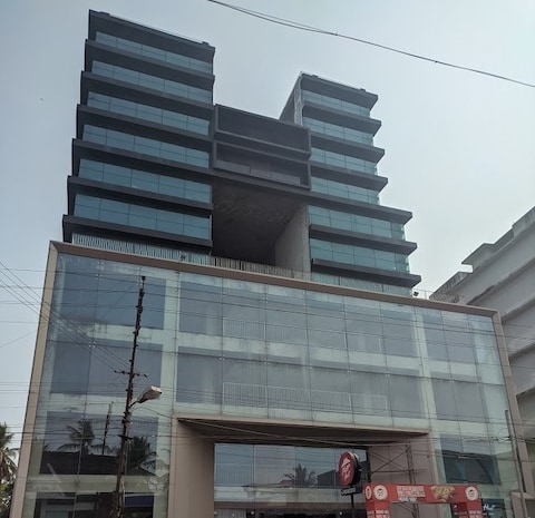 Thana Square