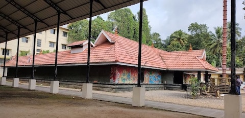 Adoor