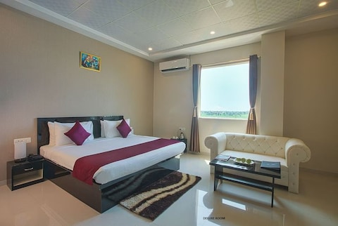 Cozette Hotel