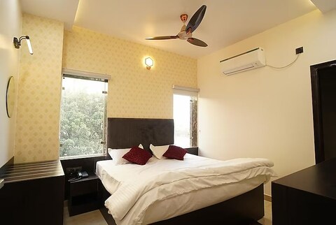 Hotel Kundli Inn