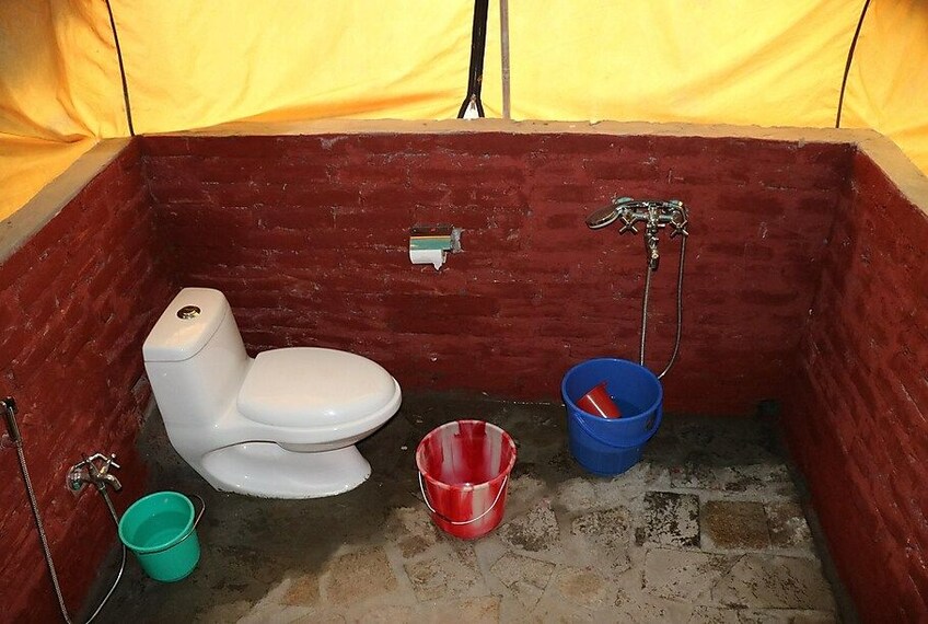 Darjeeling_RS_Travellers_Hut_Tent_2