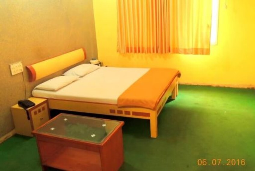 Ambaji_Green_Park_by_Sky_Stays_Hotel_2