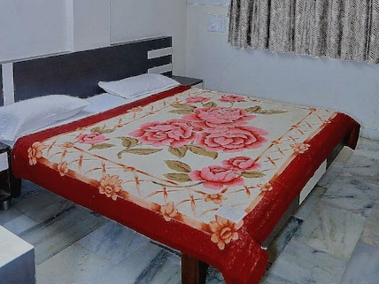 Hotel Asopalav O 91478 Collection